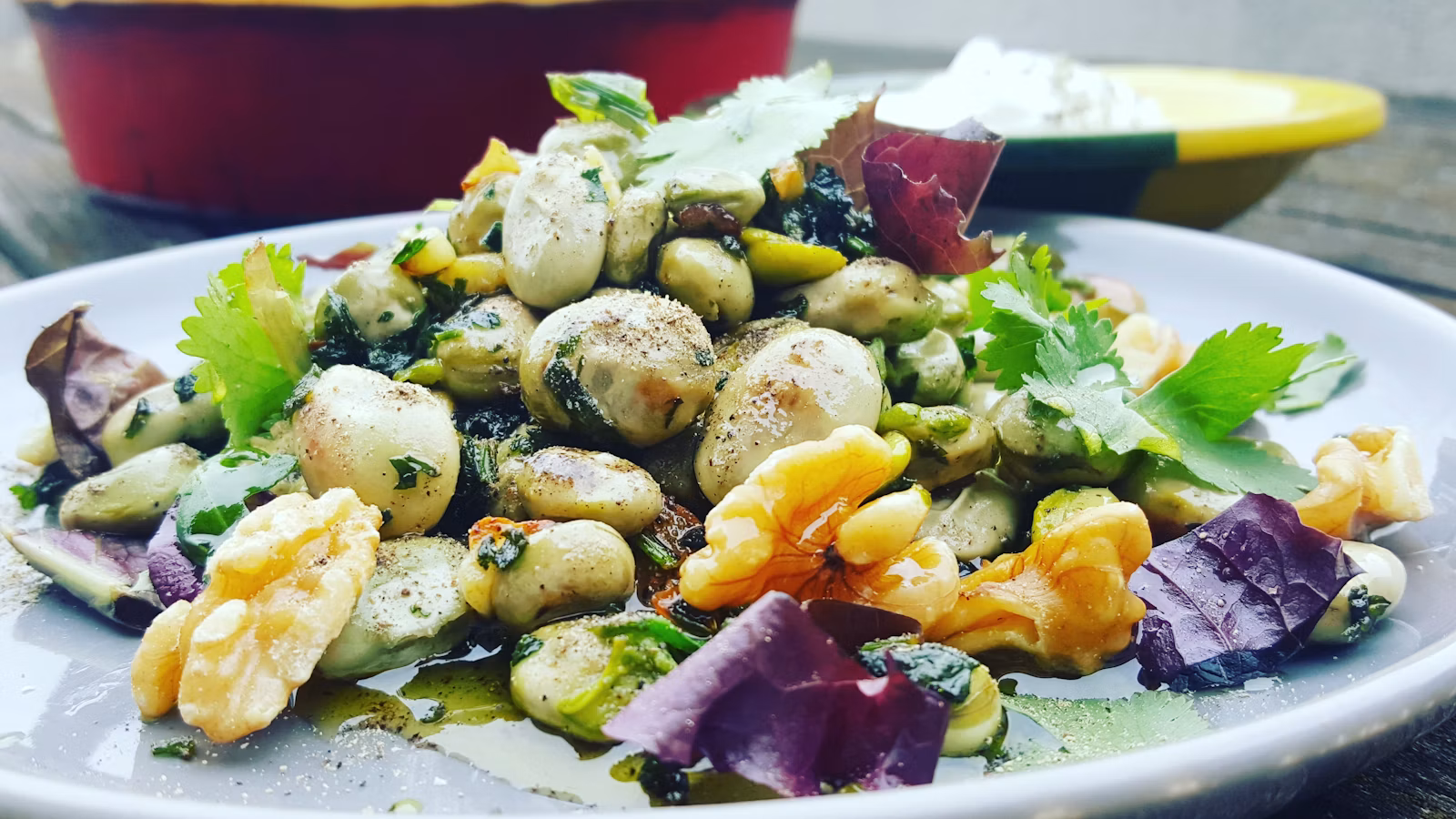 Colorful salad bowl in a Mediterranean-style meal plan
